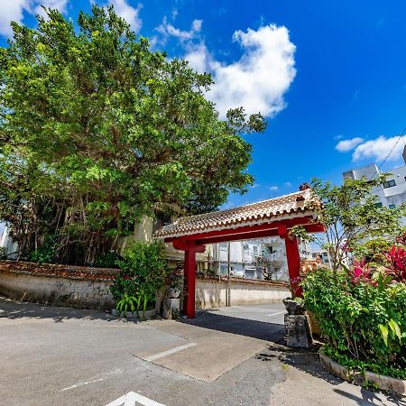 Okinawa Hotel Naha Exterior photo