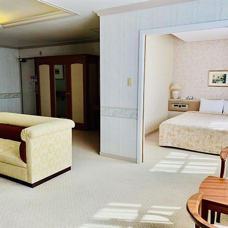 Okinawa Hotel Naha Exterior photo